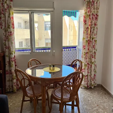 Apartamento Resbalaje Homes Calle Granada 2c Nerja